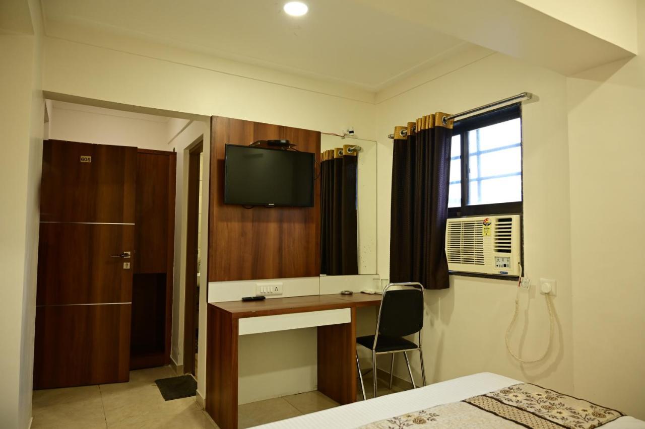 Hotel Diamora Residency Thane Exterior photo
