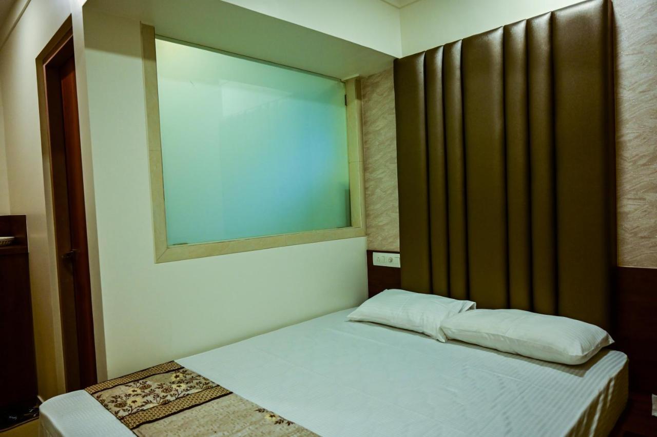 Hotel Diamora Residency Thane Exterior photo